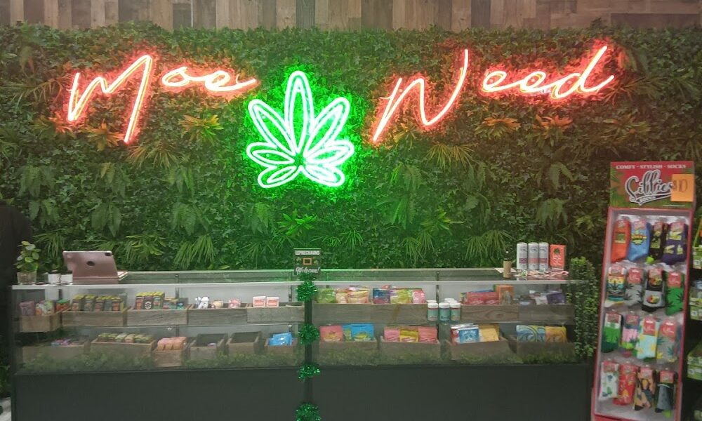 Moe Weed
